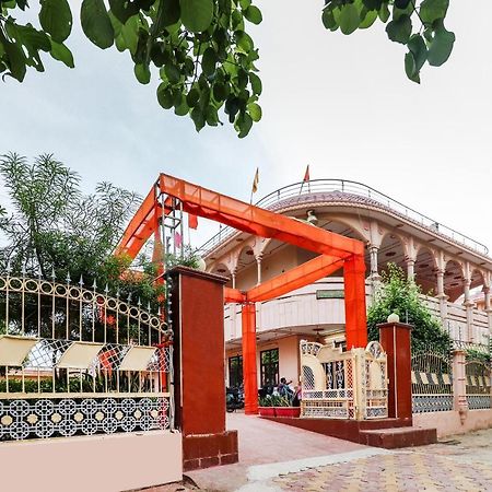 Hotel Spot On 60838 Shri Giriraj Dham Govardhan Exteriér fotografie