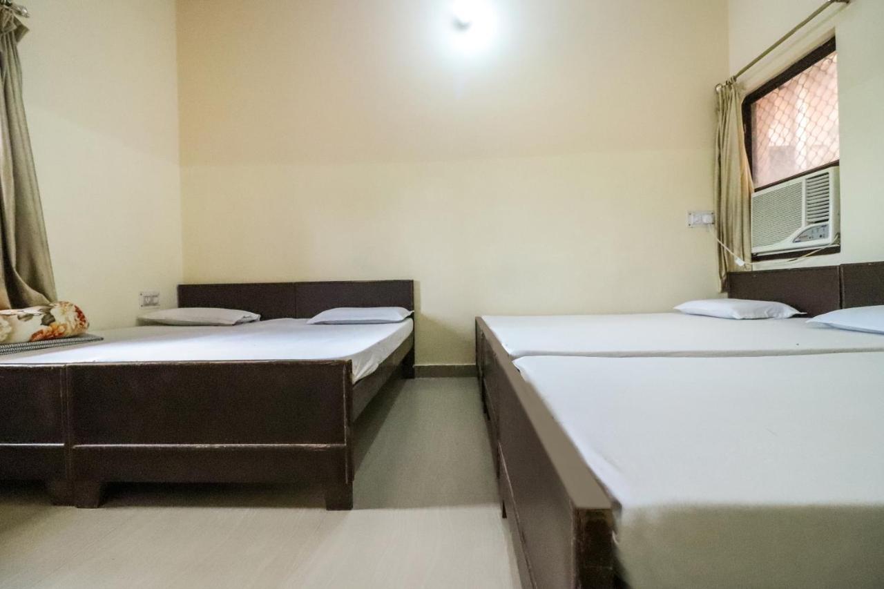 Hotel Spot On 60838 Shri Giriraj Dham Govardhan Exteriér fotografie